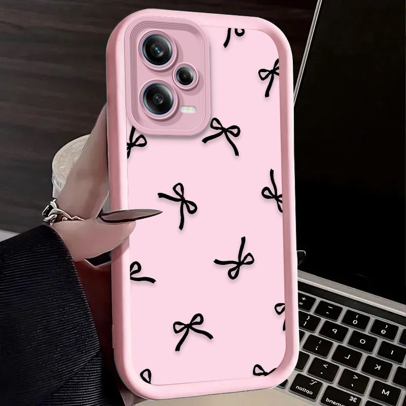 Coque de téléphone noire avec  - Xiaomi Redmi Note 13 avis et prix
